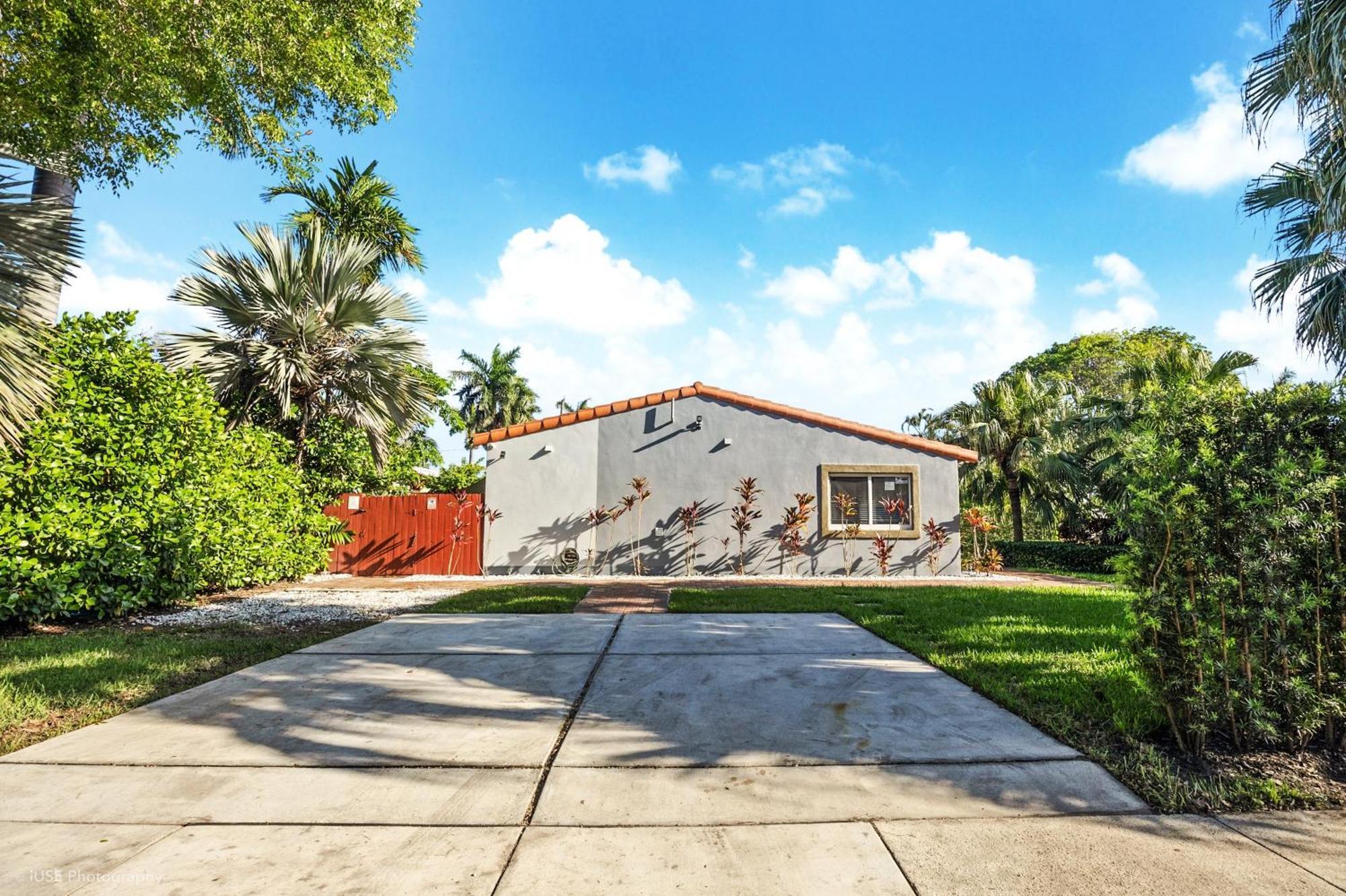 Coastal Paradise 7 Min To Beach With Game Room Mini Golf And Heated Pool Hollywood Exterior foto