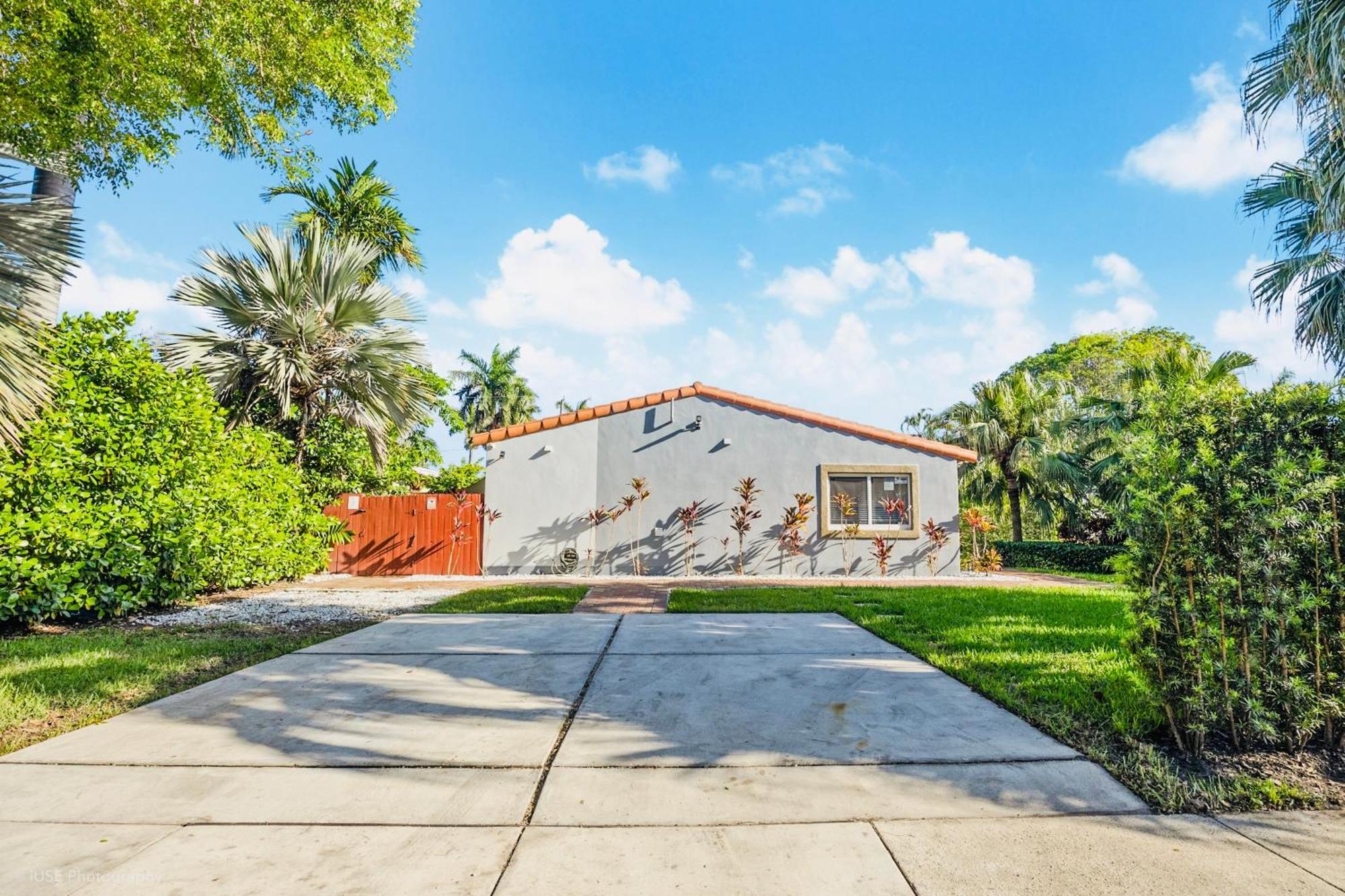 Coastal Paradise 7 Min To Beach With Game Room Mini Golf And Heated Pool Hollywood Exterior foto